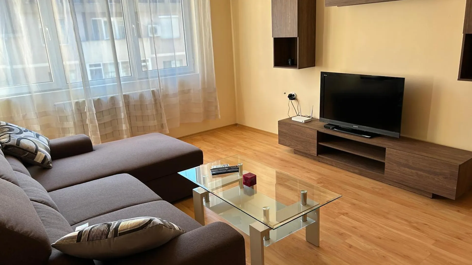 Nice, Spacious And Cozy Apartment Sofie