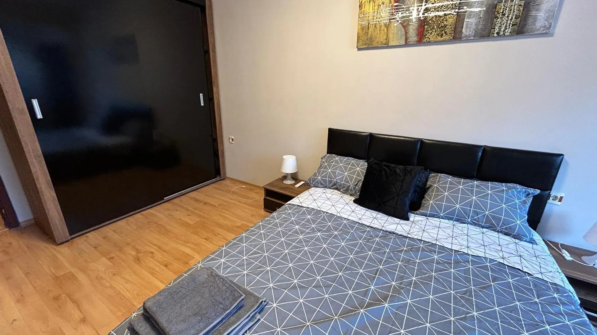 Nice, Spacious And Cozy Apartment Sofia Bulgaria