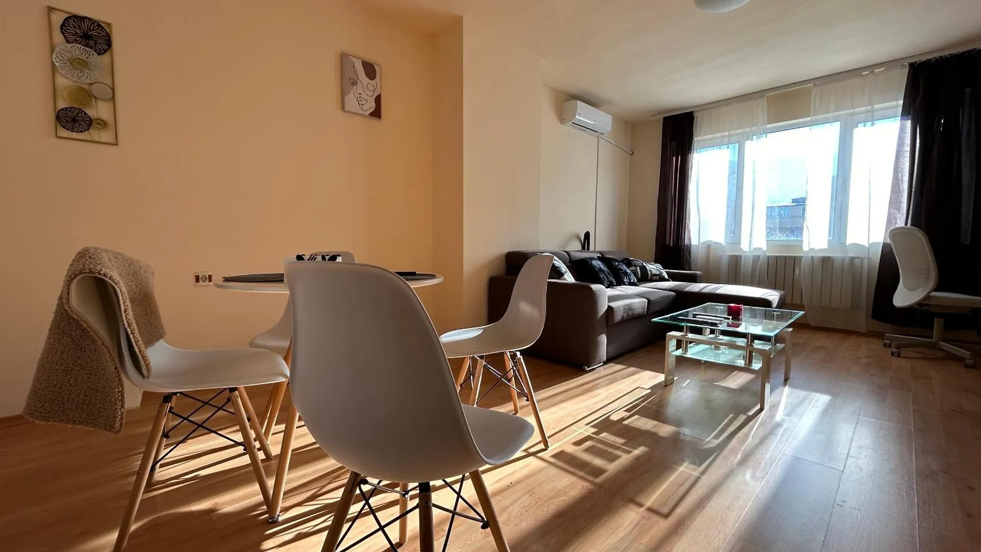 Nice, Spacious And Cozy Apartment Sofia Bulgaria